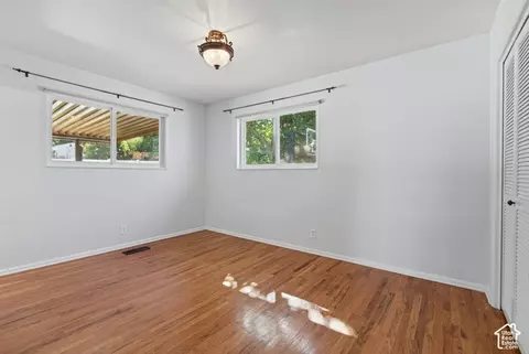 Bedroom - 946 E Arlington Way S, Bountiful, UT 84010 photo 1 of 10