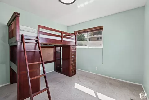 Bedroom - 946 E Arlington Way S, Bountiful, UT 84010 photo 5 of 10