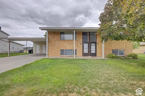 Exterior - 626 S 400 E #A-B, Payson, UT 84651 photo 4 of 4