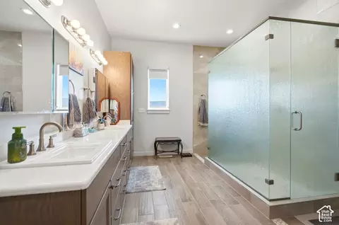 Bath - 548 E Brook Ln, Manila, UT 84046 photo 6 of 14