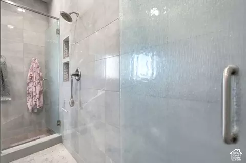 Bath - 548 E Brook Ln, Manila, UT 84046 photo 5 of 14