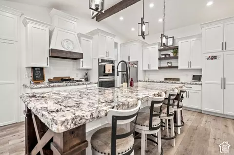 Kitchen - 244 E Sevier River Rd, Central Valley, UT 84754 photo 3 of 6