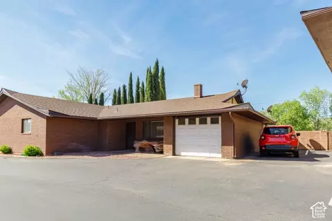 3707 Gates Cir, Santa Clara, UT 84765