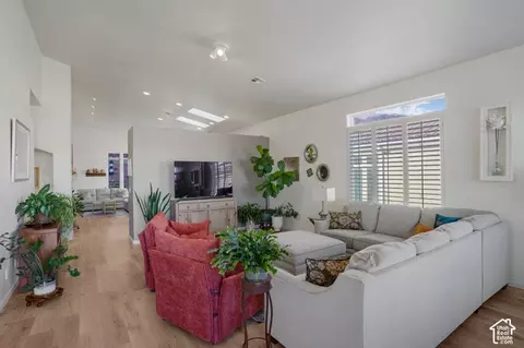 Living - 23 N Shadow Dr, Washington, UT 84780 photo 2 of 5