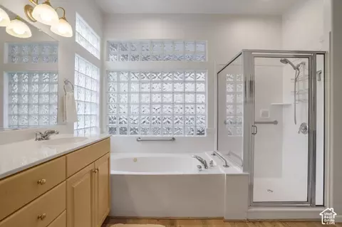 Bath - 23 N Shadow Dr, Washington, UT 84780 photo 1 of 4