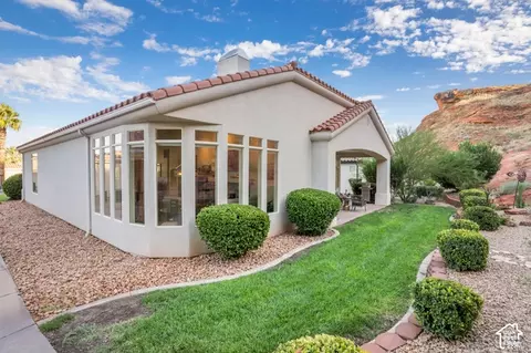 Exterior - 23 N Shadow Dr, Washington, UT 84780 photo 2 of 5