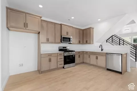 11043 S Freestone Rd W #131, South Jordan, UT 84009