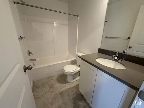 Bath - 2024 W 1150 S #1015, Payson, UT 84651 photo 4 of 4
