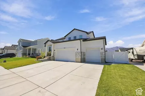 Exterior - 7939 N Seattle Slew Rd, Eagle Mountain, UT 84005 photo 4 of 10
