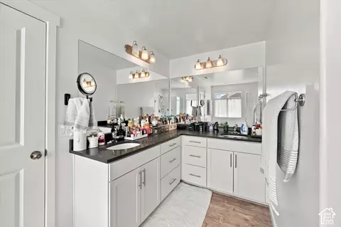 Bath - 7939 N Seattle Slew Rd, Eagle Mountain, UT 84005 photo 2 of 6