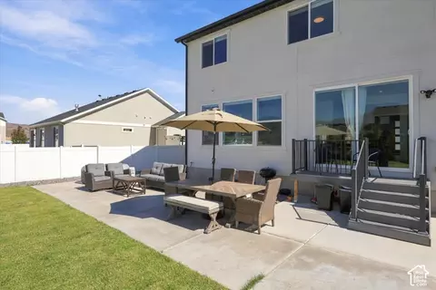 Exterior - 7939 N Seattle Slew Rd, Eagle Mountain, UT 84005 photo 9 of 10