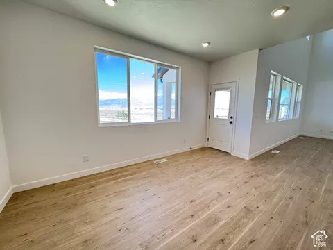 Living - 2577 N Scarlet Rd #256, Eagle Mountain, UT 84005 photo 5 of 6