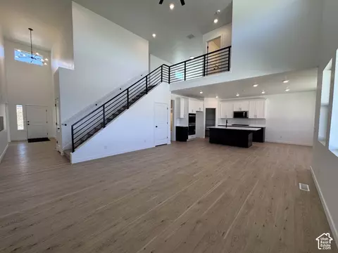 Living - 2577 N Scarlet Rd #256, Eagle Mountain, UT 84005 photo 2 of 6