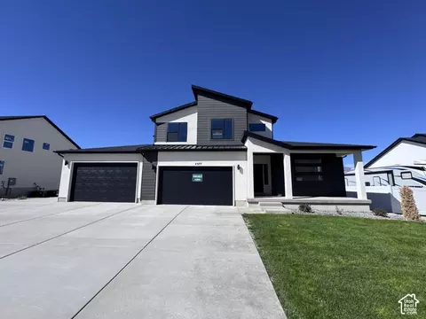 Exterior - 2577 N Scarlet Rd #256, Eagle Mountain, UT 84005 photo 2 of 4