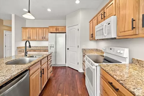 Kitchen - 221 E 700 N, Smithfield, UT 84335 photo 4 of 4