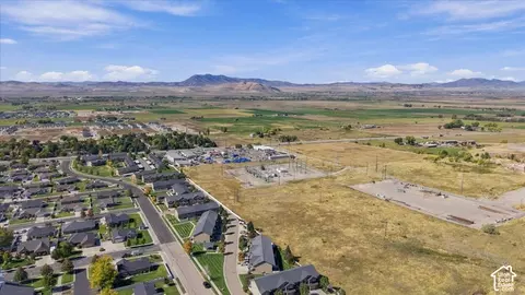 View/Area - 221 E 700 N, Smithfield, UT 84335 photo 4 of 10
