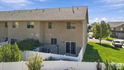 Exterior - 221 E 700 N, Smithfield, UT 84335 photo 6 of 9
