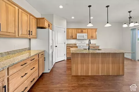 Kitchen - 221 E 700 N, Smithfield, UT 84335 photo 2 of 4