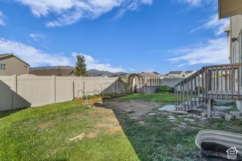 Exterior - 4689 N Conestoga Way, Eagle Mountain, UT 84005 photo 4 of 6