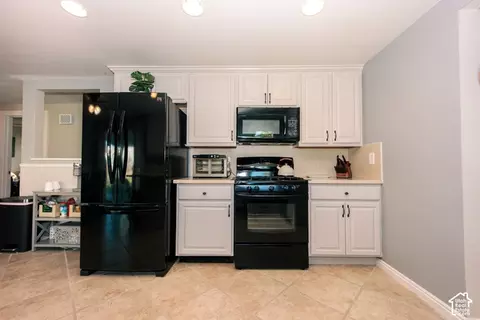 Kitchen - 2108 S Main St, Clearfield, UT 84015 photo 4 of 4