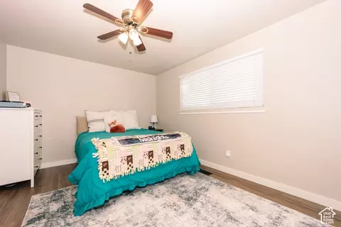 Bedroom - 2108 S Main St, Clearfield, UT 84015 photo 5 of 8