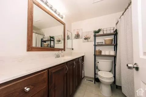 Bath - 2108 S Main St, Clearfield, UT 84015 photo 3 of 4