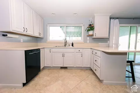 Kitchen - 2108 S Main St, Clearfield, UT 84015 photo 3 of 4