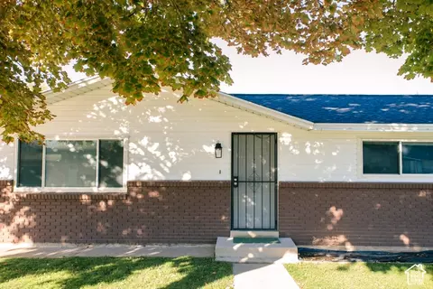 Exterior - 2108 S Main St, Clearfield, UT 84015 photo 4 of 14