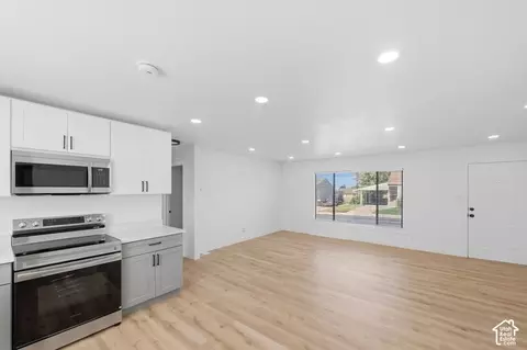 Living - 279 E 4525 S, Ogden, UT 84405 photo 3 of 3