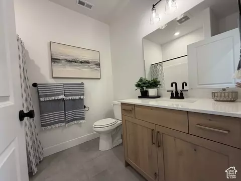Bath - 351 E Volunteer Dr #11-202, Spanish Fork, UT 84660 photo 3 of 3