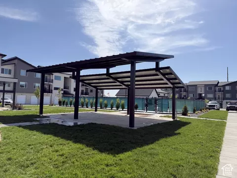 Exterior - 351 E Volunteer Dr #11-202, Spanish Fork, UT 84660 photo 6 of 8