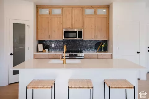 Kitchen - 351 E Volunteer Dr #11-202, Spanish Fork, UT 84660 photo 2 of 3