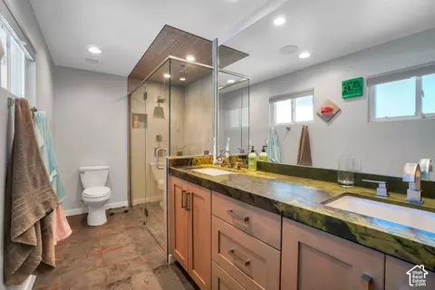 Bath - 2505 E Robidoux Rd, Sandy, UT 84093 photo 1 of 3