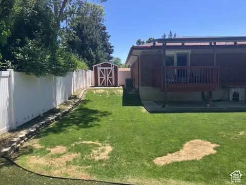 Exterior - 2505 E Robidoux Rd, Sandy, UT 84093 photo 4 of 5