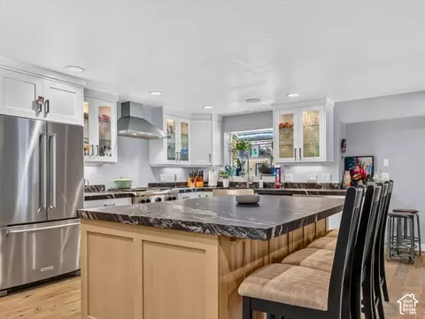 Kitchen - 2505 E Robidoux Rd, Sandy, UT 84093 photo 4 of 7