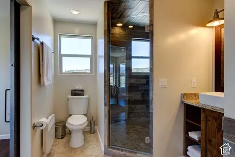 Bath - 152 E Carols Ln, Hatch, UT 84735 photo 2 of 5