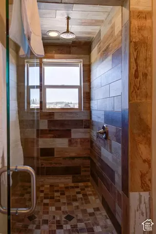 Bath - 152 E Carols Ln, Hatch, UT 84735 photo 5 of 5