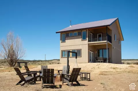Exterior - 152 E Carols Ln, Hatch, UT 84735 photo 5 of 5