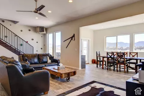 Living - 152 E Carols Ln, Hatch, UT 84735 photo 2 of 2