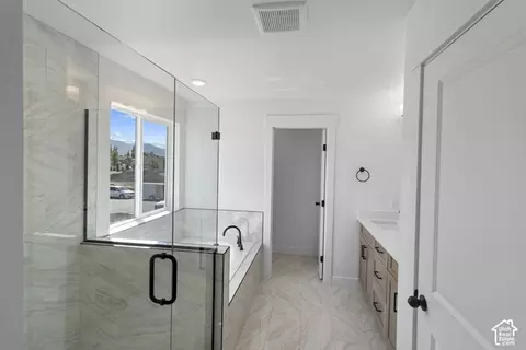 Bath - 658 N 200 E #516, Providence, UT 84332 photo 1 of 3
