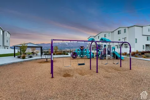Exterior - 652 E Garden Grove Dr #335, Eagle Mountain, UT 84005 photo 5 of 7