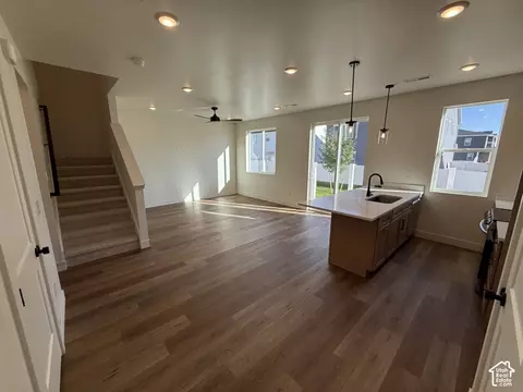 Living - 652 E Garden Grove Dr #335, Eagle Mountain, UT 84005 photo 1 of 2