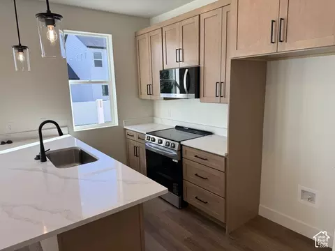 Kitchen - 652 E Garden Grove Dr #335, Eagle Mountain, UT 84005 photo 1 of 2