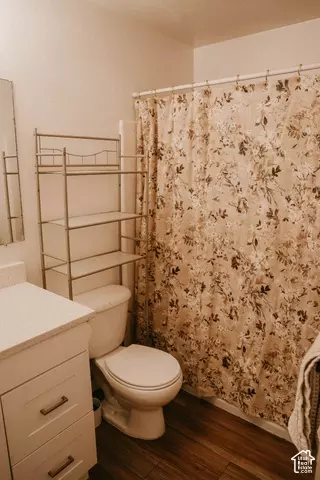 Bath - 232 N 250 E, Orem, UT 84057 photo 3 of 3