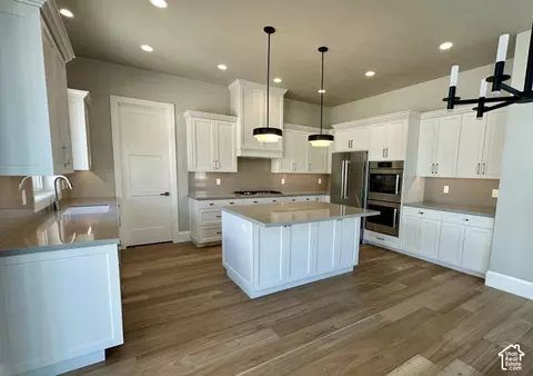 6001 S Belview Ave, Murray, UT 84107 photo 2