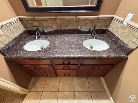 Bath - 232 Bugle Way, Providence, UT 84332 photo 3 of 5