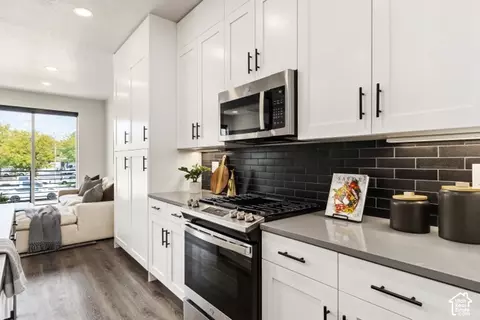 Kitchen - 32 W 400 S, Bountiful, UT 84010 photo 6 of 7