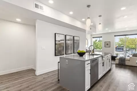 Kitchen - 32 W 400 S, Bountiful, UT 84010 photo 7 of 7