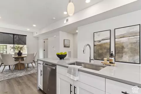 Kitchen - 32 W 400 S, Bountiful, UT 84010 photo 4 of 7