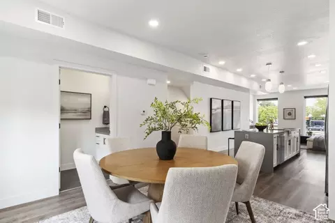 Dining - 32 W 400 S, Bountiful, UT 84010 photo 2 of 2